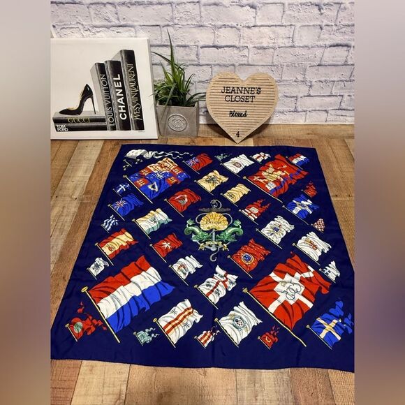 HERMES Hermes Carre 90 Scarf Muffler PAVOIS Ship Flag Pattern 100% Silk blue - Picture 2 of 16